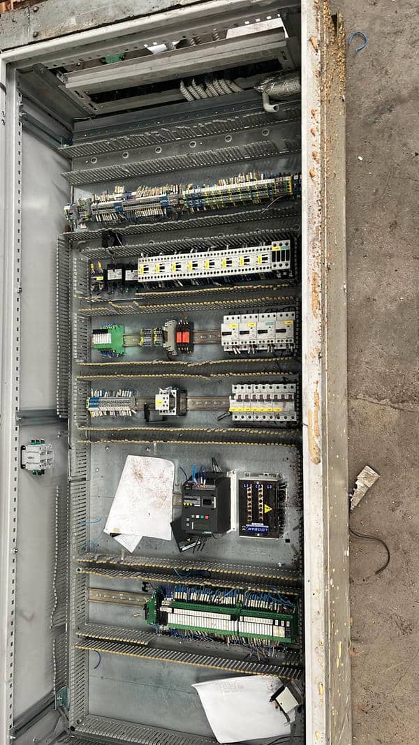 Arnavutköy fabrika şantiye hurdası